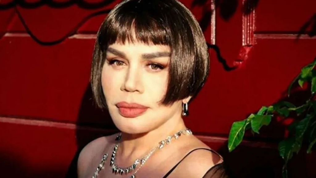 Sezen Aksu