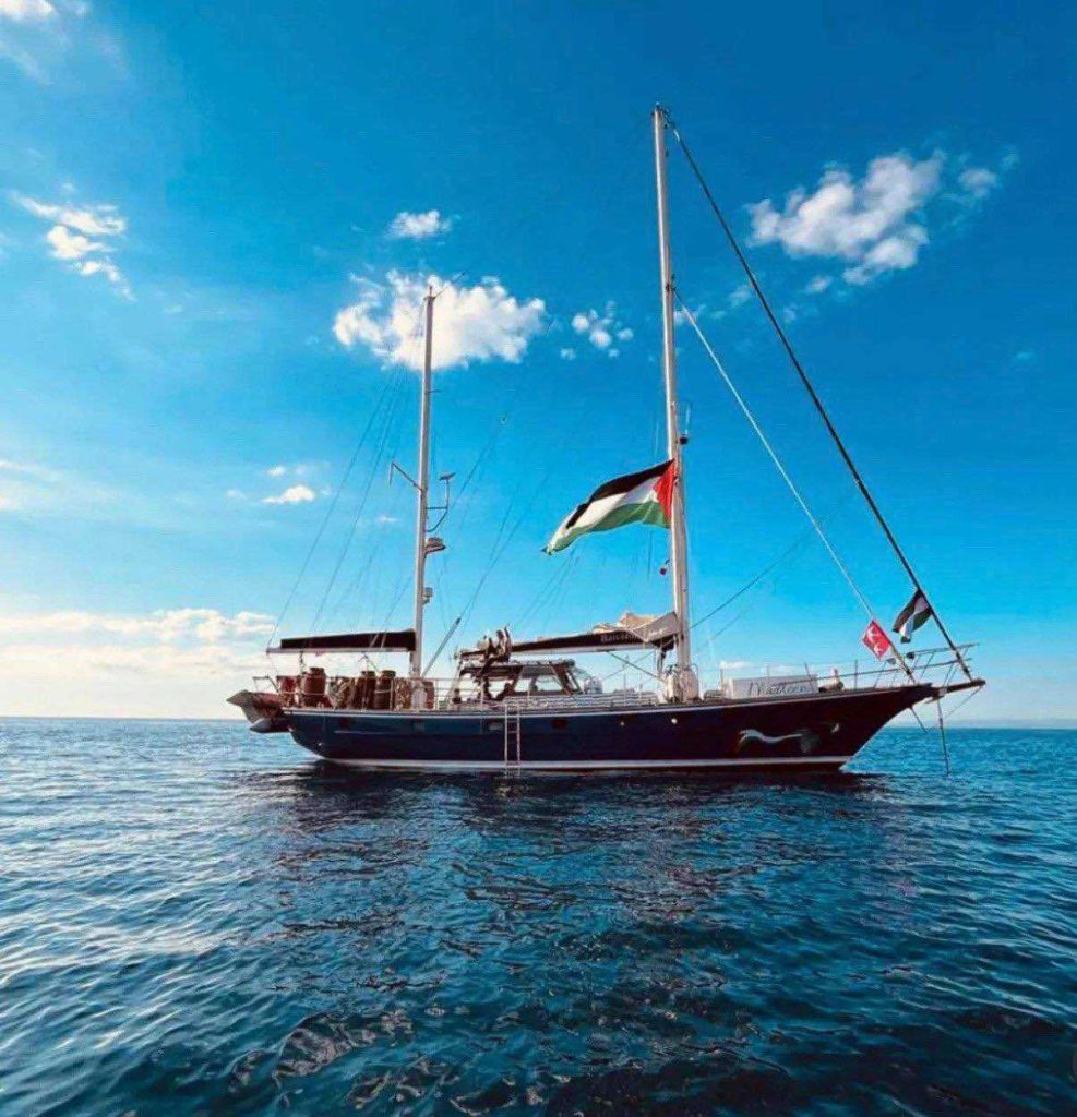 Madleen Gemisi Neden Durduruldu? Gazze’ye Giden Yardım Seferinin Arkasındaki Şaşırtıcı Gerçekler! 3 madleen gemisi