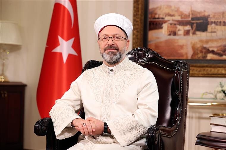 Diyanet’ten Tatil Anlayışına Sert Uyarı: “Dinimizde Yeri Yoktur” 55 Diyanet