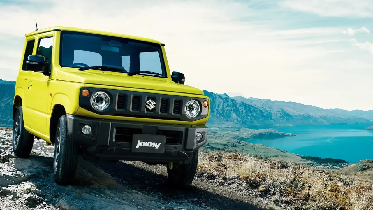 2026 Suzuki Jimny Tanıtıldı: Efsane Arazi Aracı Yenilendi! 54 Suzuki Jimny