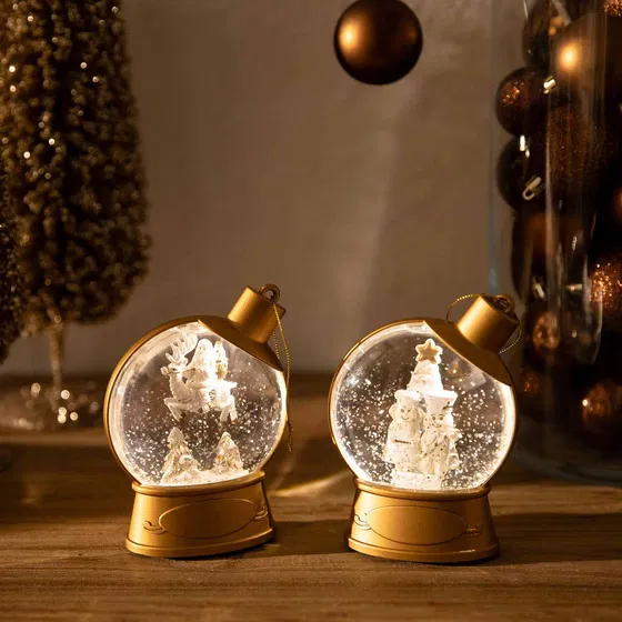 Kar Küresinin, Tıp Aletinden Hatıra Nesnesine Uzanan Ortaya Çıkış Hikâyesi: Bir Tesadüfün Dünyaya Bıraktığı Miras 56 Kar Küresi