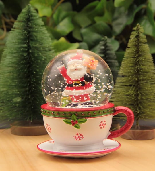 Kar Küresinin, Tıp Aletinden Hatıra Nesnesine Uzanan Ortaya Çıkış Hikâyesi: Bir Tesadüfün Dünyaya Bıraktığı Miras 57 image 53