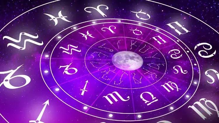 Burç Yorumlarına İnananlar Zeki mi Aptal mı?